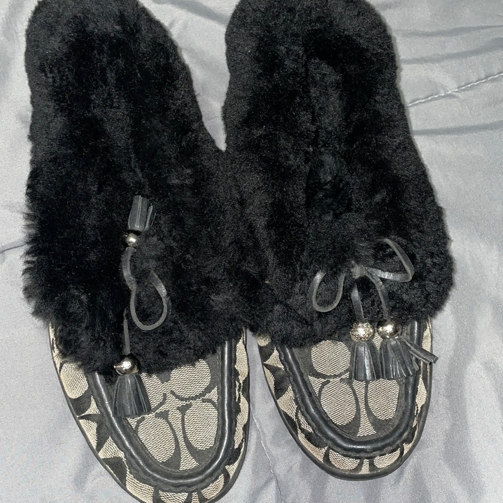 Coach Sheep Skin Flats Like New